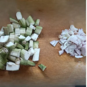 Chopped Valakkai and chopped onions